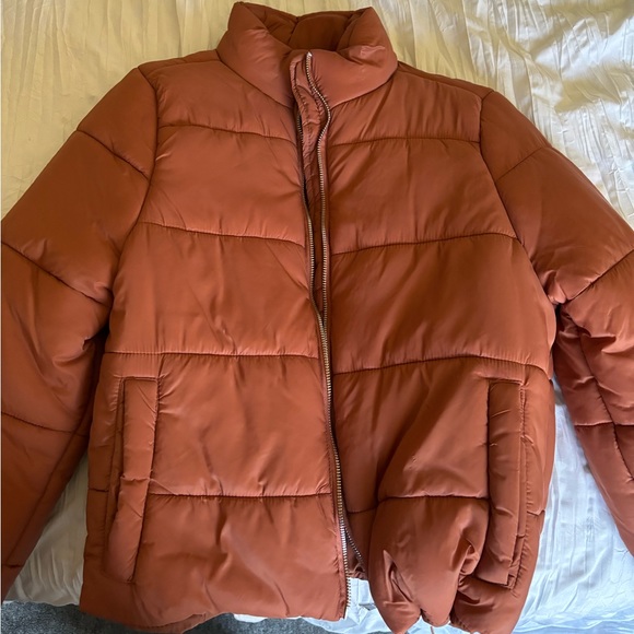 Puffer - Picture 1 of 5